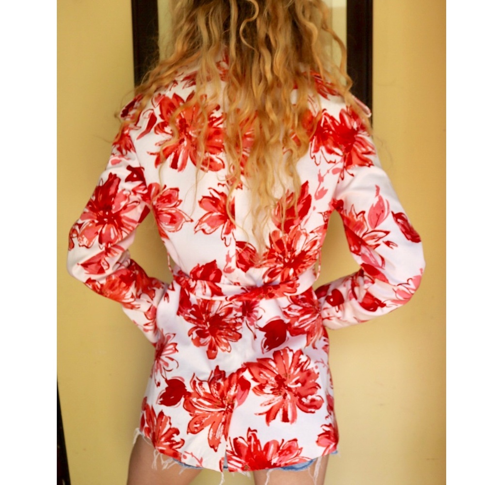NWOT Bernardo White Floral Pink Button Up Peacoat